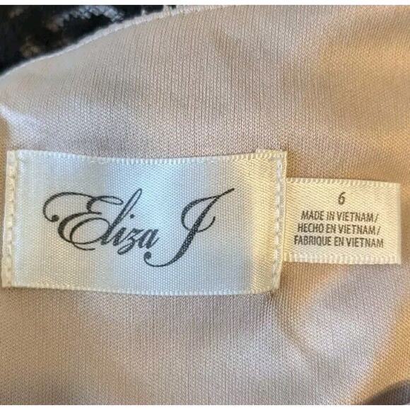 Eliza J Women's Size 6 Shift Dress Black Lace Over Tan - Picture 5 of 8